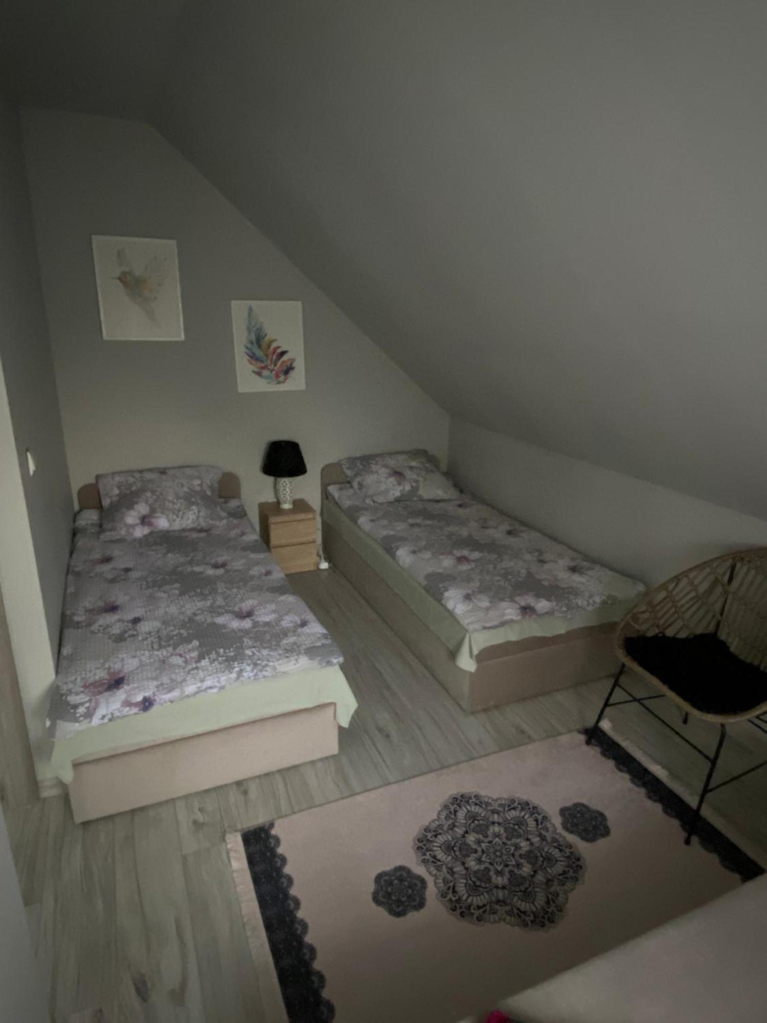 Apartamenty Lesna Osiem Jezow Sudecki Habitación foto